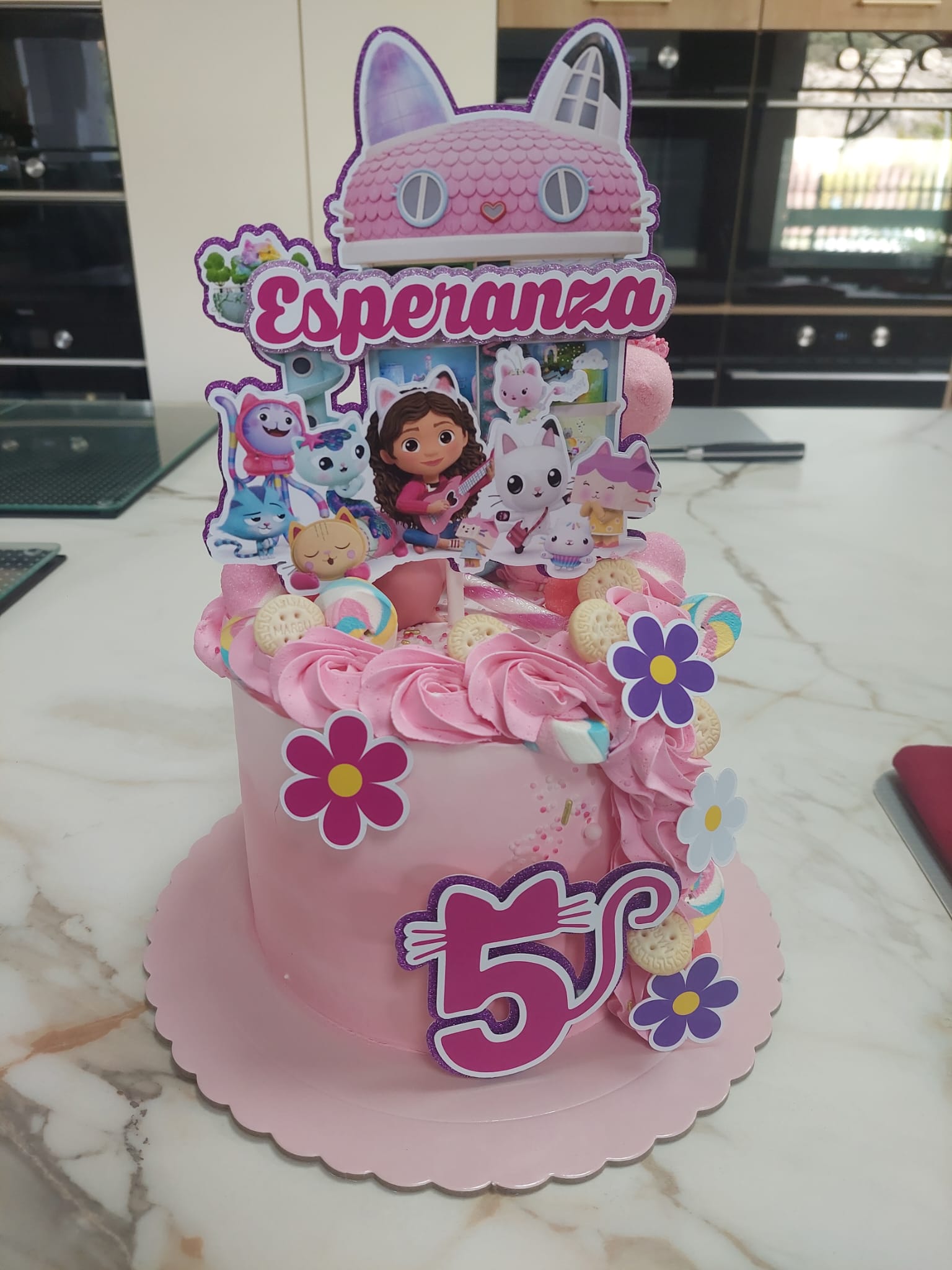 Tarta mediana personalizada (hasta 12 porciones) - Imagen 9